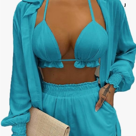 Beautiful turquoise, three piece short outfit! - Picture 3 of 4